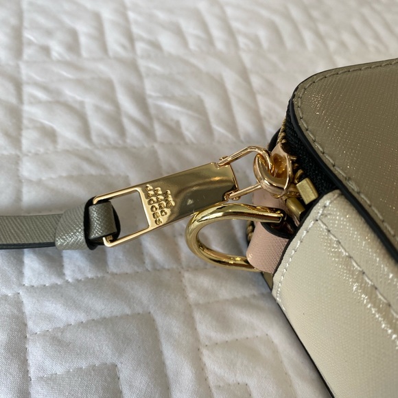 Marc Jacobs Snapshot Bag. Blush pink & grey with pink, black & silver strap - Picture 8 of 16